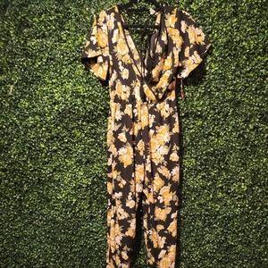 Summer romper size M